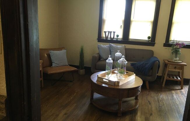 1 bed, 1 bath, 650 sqft, $995, Unit Unit 308 A900