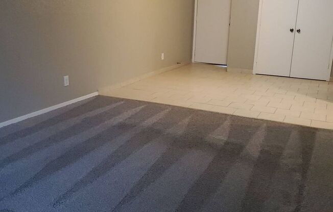 1 bed, 1 bath, 652 sqft, $755