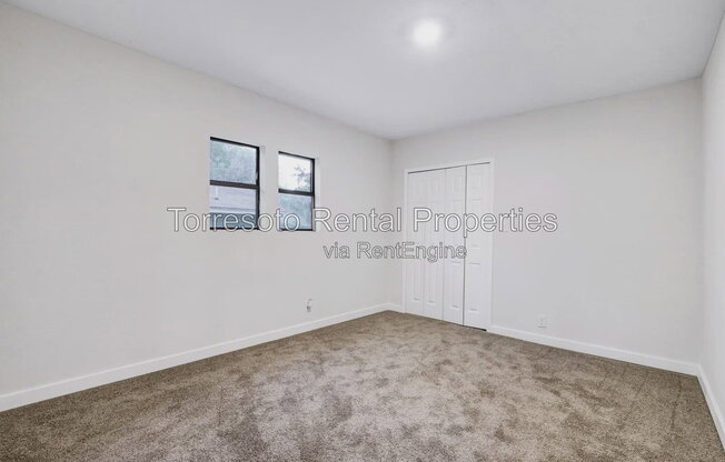 1920 LEAL ST