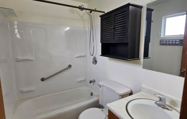 Edgewater Apartments