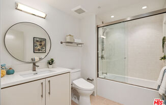 2 beds, 2 baths, 1,120 sqft, $5,295, Unit 101