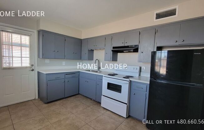 6747 N 26th Ave Apt 3