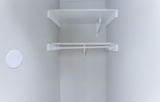 Discover Comfort and Convenience at Village South Apartments in Warner Robins!