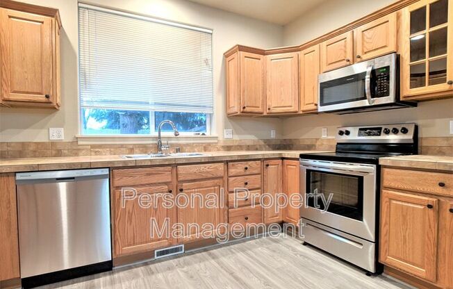 12020 NE 40 CIR