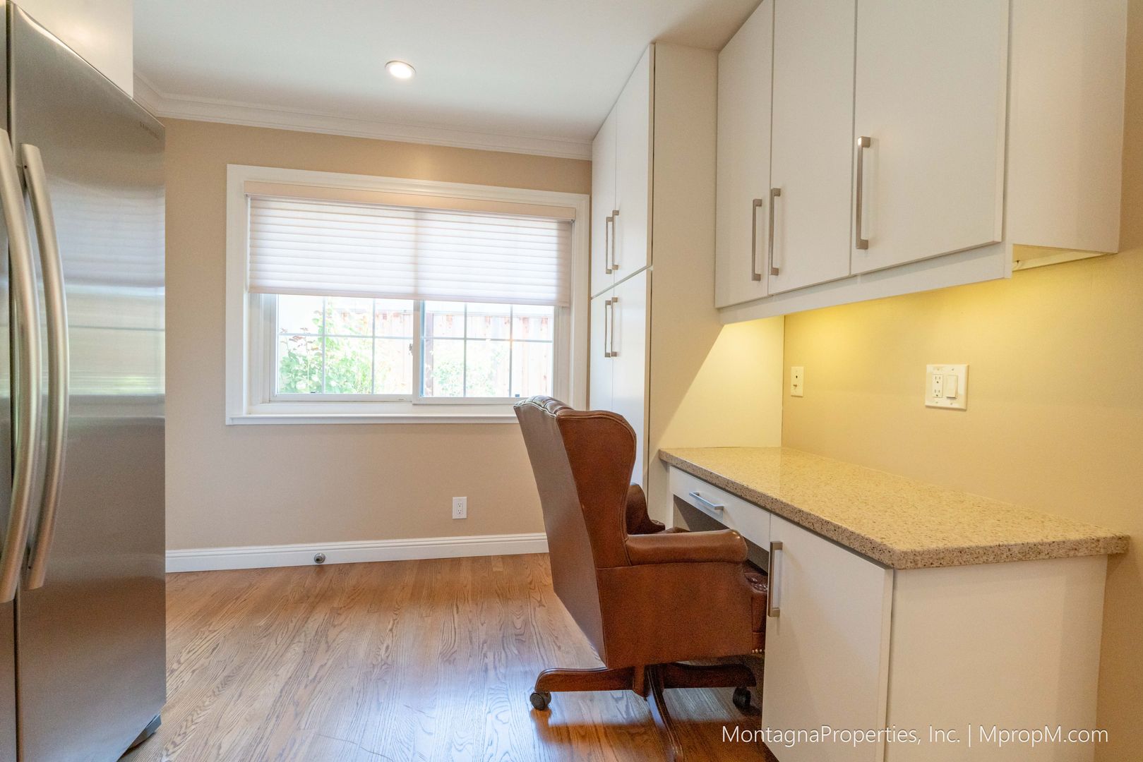 Remodeled single story Willow Glen home with hardwood floors, 2 car garage and AC!