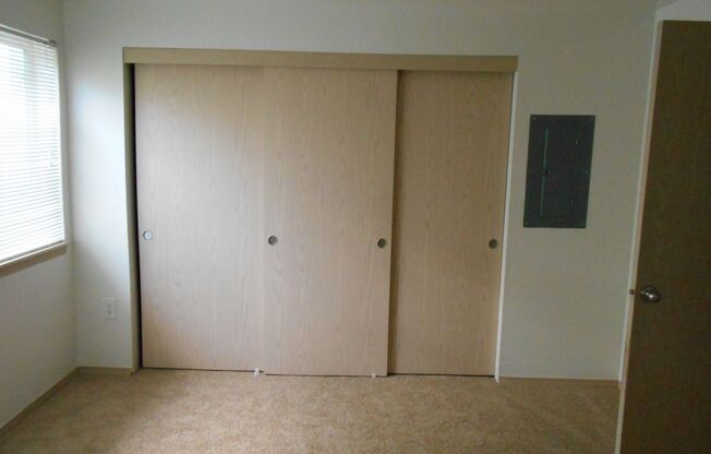 1 bed, 1 bath, 817 sqft, $1,350, Unit 227