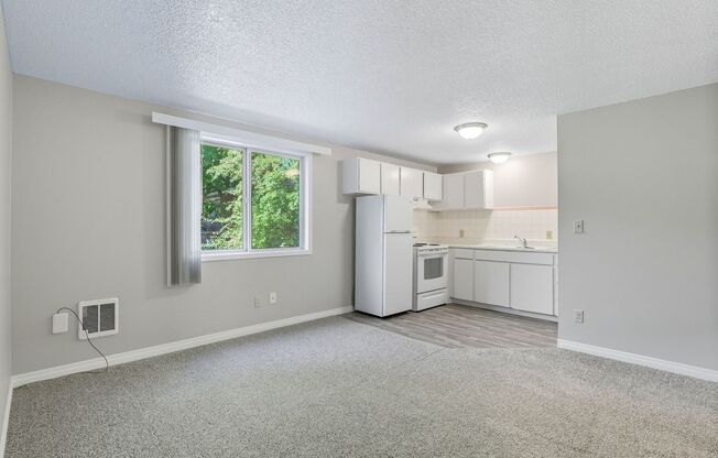 Eagles Landing Apartments in Cheney near EWU!