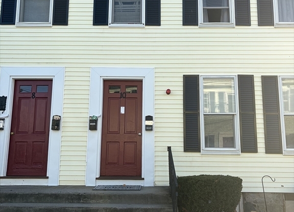 10 EXCHANGE CT