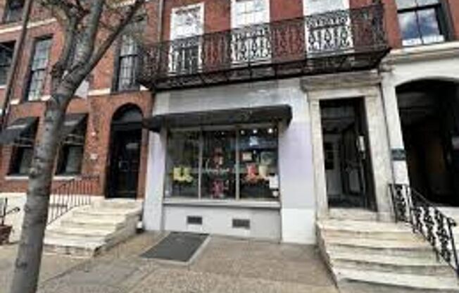 711 Walnut St
