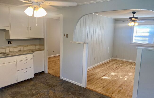 Amazing, Private 1/1 Located In Clearwater
