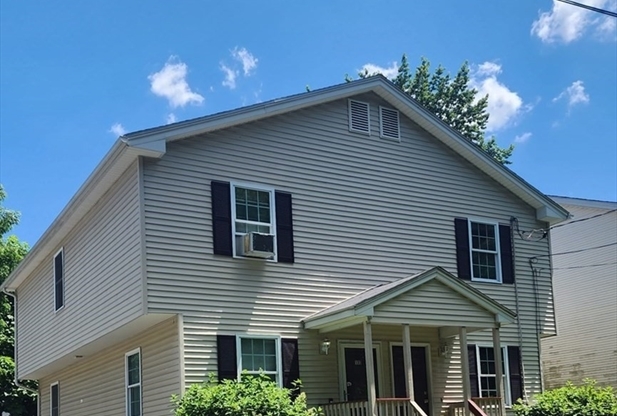 135 MOXON ST