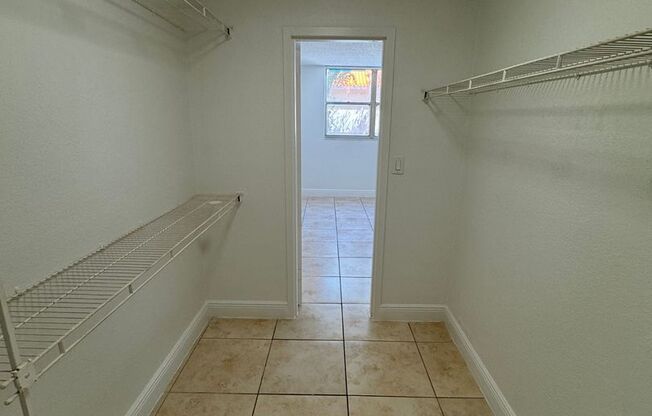 1 bed, 1 bath, 673 sqft, $1,550, Unit 116