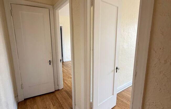 2 beds, 2 baths, 1,303 sqft, $2,200, Unit New King Edward  401