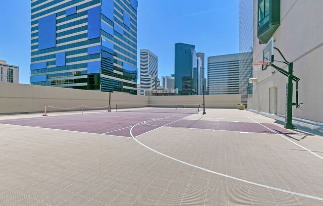 3 beds, 2 baths, $4,340, Unit Unit 1402