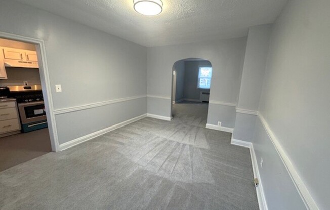 3316 LEIGHTON AVE