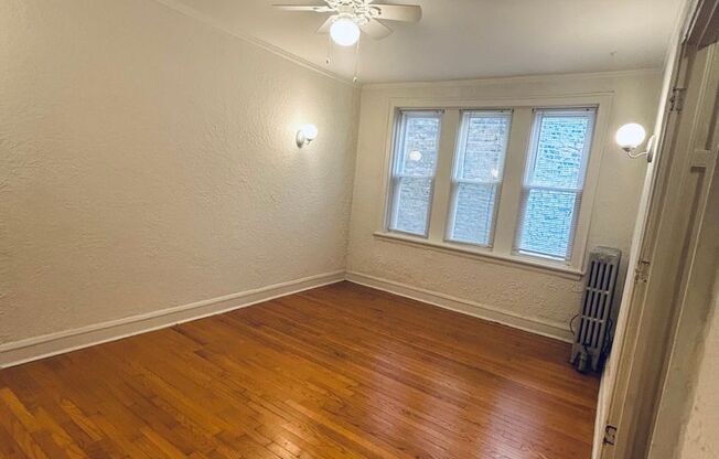 Studio, 1 bath, 275 sqft, $1,280, Unit 205