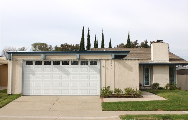 19431 SIERRA LUNA RD