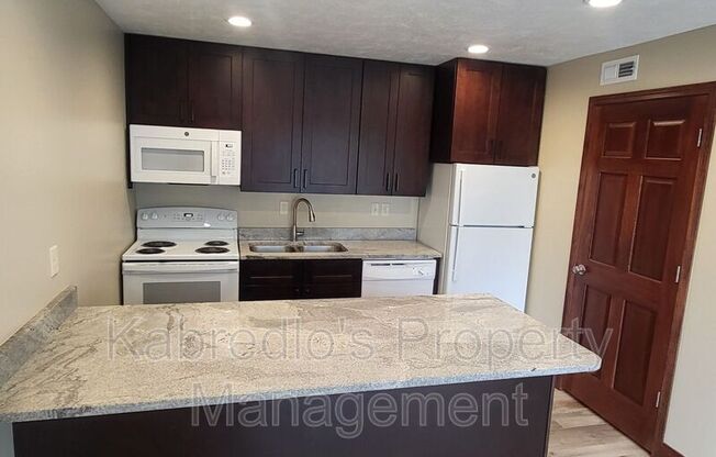 4401 S 27 ST