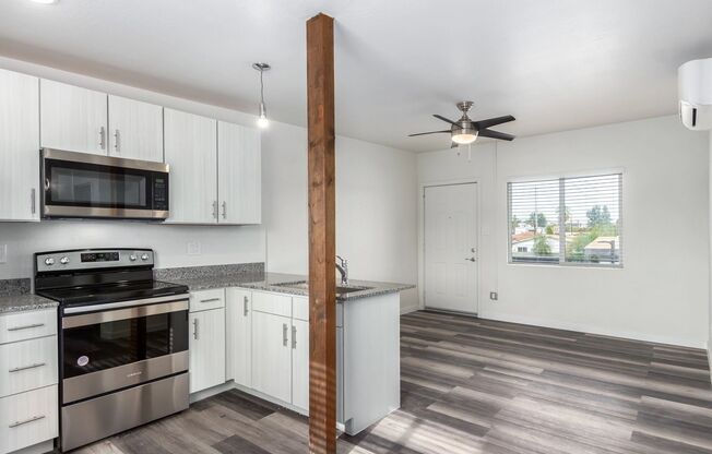 1 bed, 1 bath, 600 sqft, $1,300, Unit 20