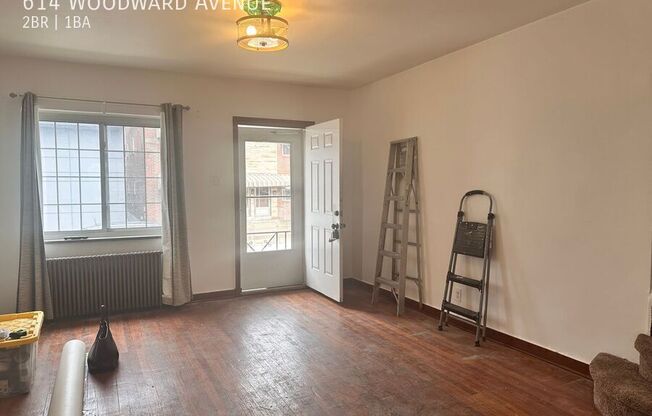 614 WOODWARD AVE