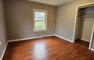 2 beds, 1 bath, $995