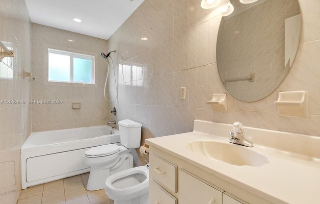 1430 SW 102 CT