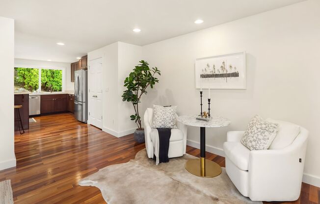 5bd/2.75ba Bellevue Home