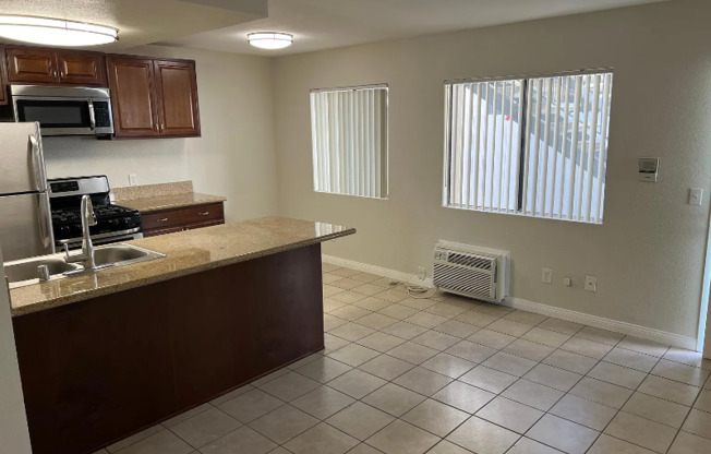 4326 OREGON ST