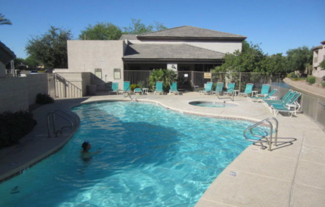 3 beds, 2 baths, $2,200, Unit # 2086