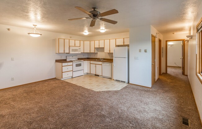 1 bed, 1 bath, 683 sqft, $820