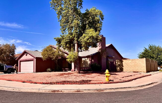 6528 N 80 AVE