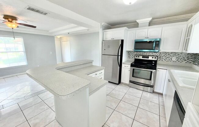 Deltona - 3 Bedroom, 2 Bathroom – $2,395.00
