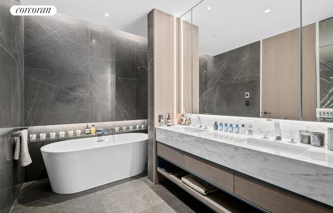 515 W 29 ST