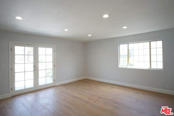 830 3 AVE