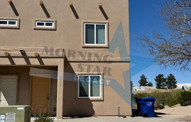 Sweet townhouse in Del Rey!