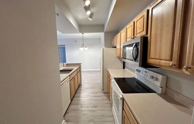 2 beds, 2 baths, $1,550, Unit # 1101