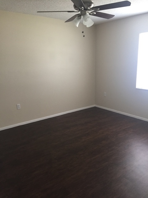 Three Bedroom One & A Half Bath - Bartow