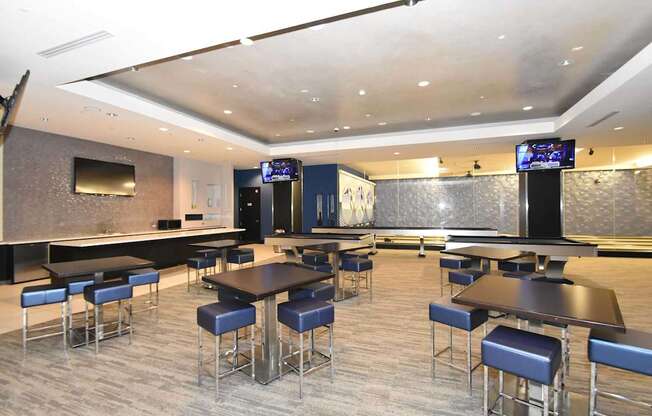 Entertainment Lounge