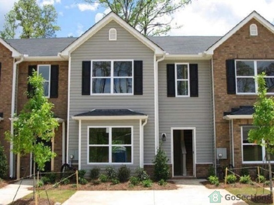 Gorgeous 3 Bedroom 2 Bath Townhome in Convenient Lithonia Location! Move In Ready!!!!