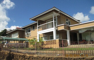 4 beds, 2 baths, $3,200, Unit Ala Akulikuli A