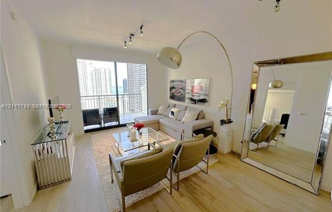 1 bed, 1 bath, $3,500, Unit # 2910