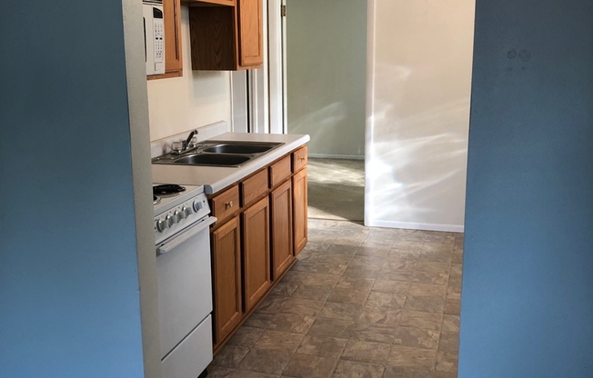 1 bed, 1 bath, 550 sqft, $650