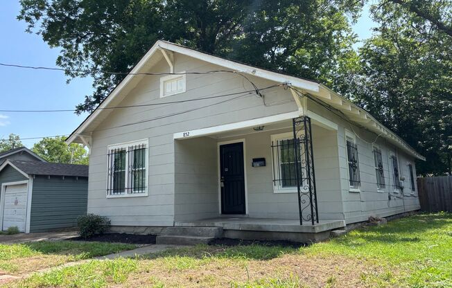 Welcome to 852 N Holmes St in Memphis, TN!