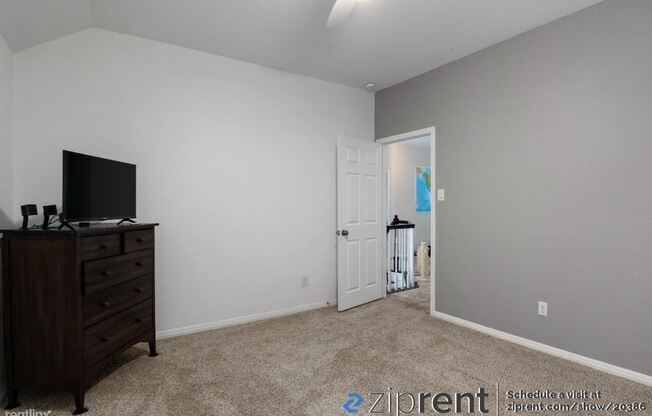 1406 Dapplegrey Ln, Austin, TX 78727