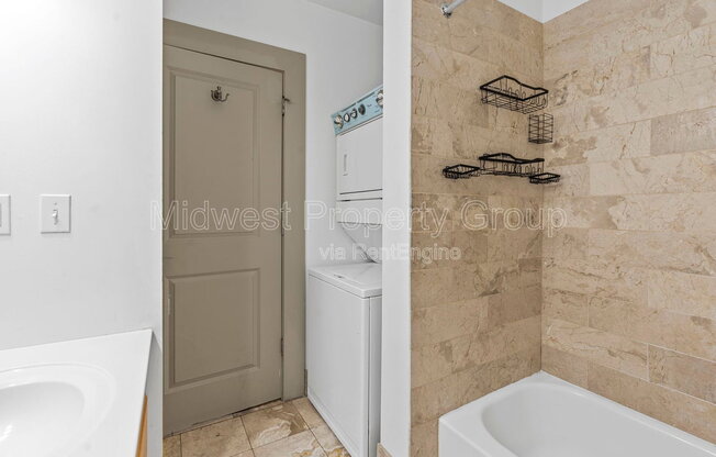 1 bed, 1 bath, 550 sqft, $950, Unit 115