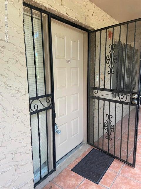 1540 Riverside Drive