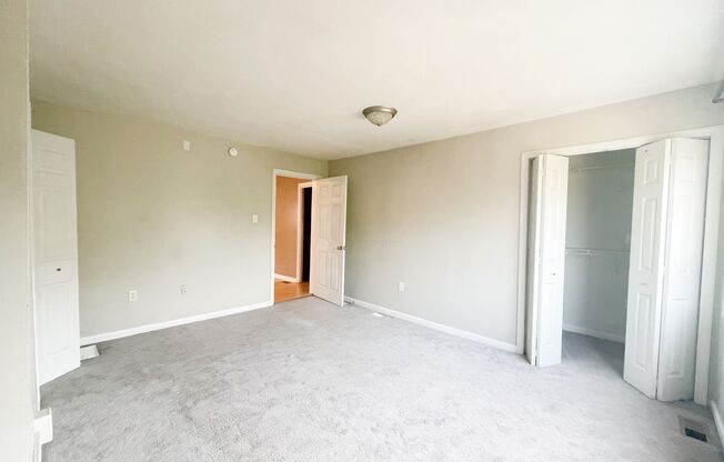 2 beds, 2 baths, $1,650, Unit Bottom