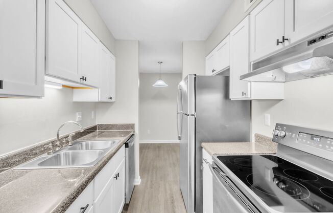 2 beds, 1 bath, 720 sqft, $1,209, Unit E8
