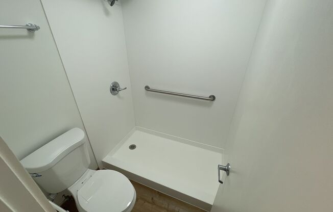 1 bed, 1 bath, 420 sqft, $1,368, Unit 307