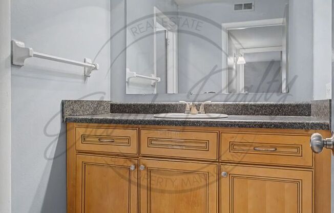 2 beds, 1 bath, $1,099, Unit UNIT C 49